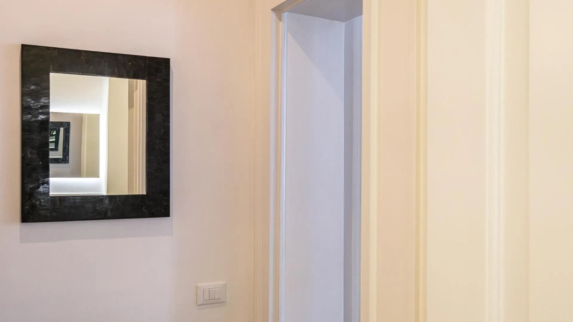 Donna Laura Apartments - Charme Sicilian Living Syrakus