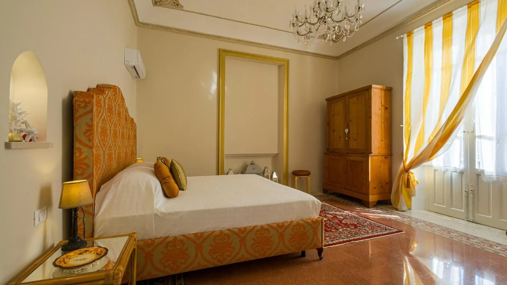 Donna Laura Apartments - Charme Sicilian Living Szirakúza