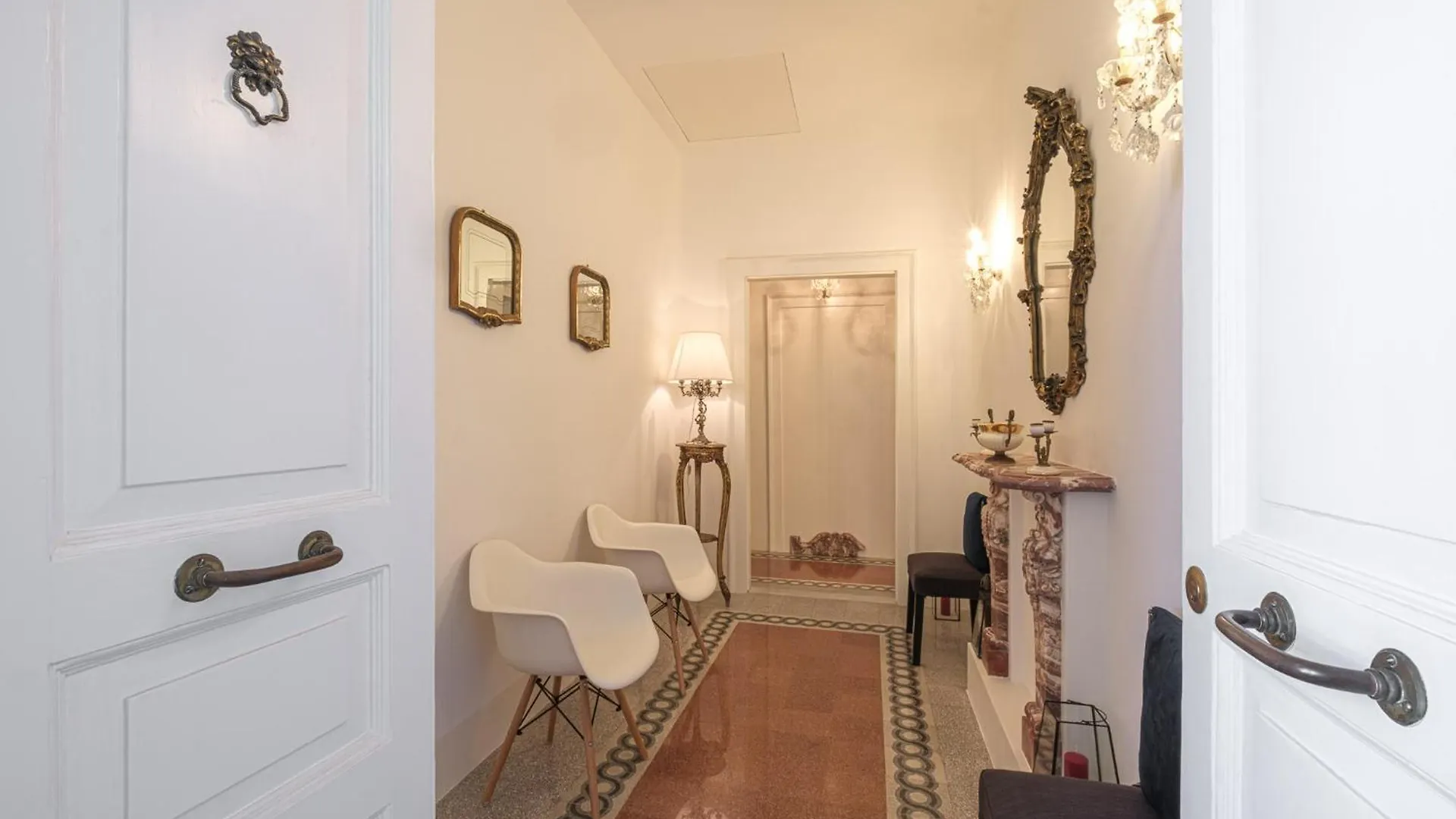 Donna Laura Apartments - Charme Sicilian Living Syrakus