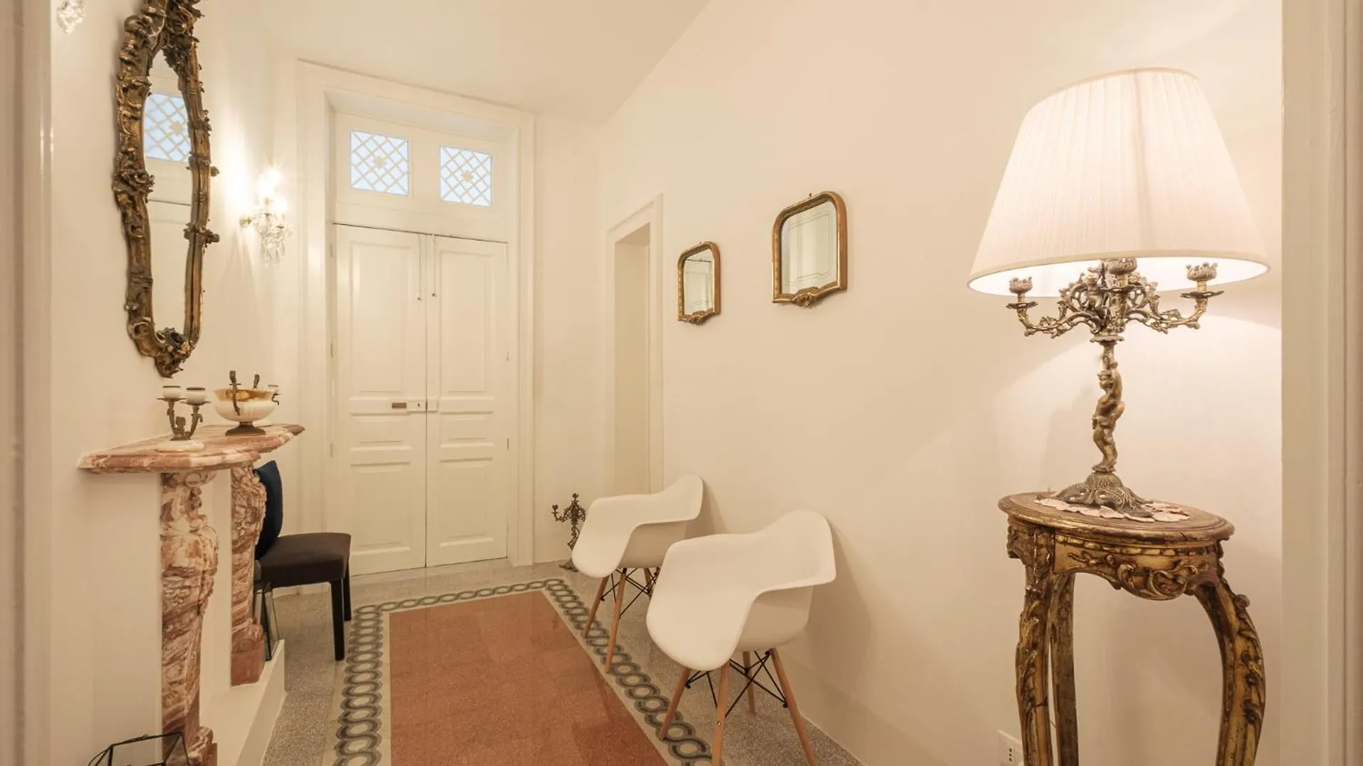 Donna Laura Apartments - Charme Sicilian Living Syrakus Italien